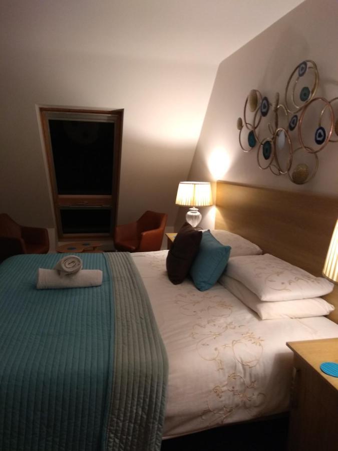 Tollyrose Country House 纽卡斯尔 外观 照片